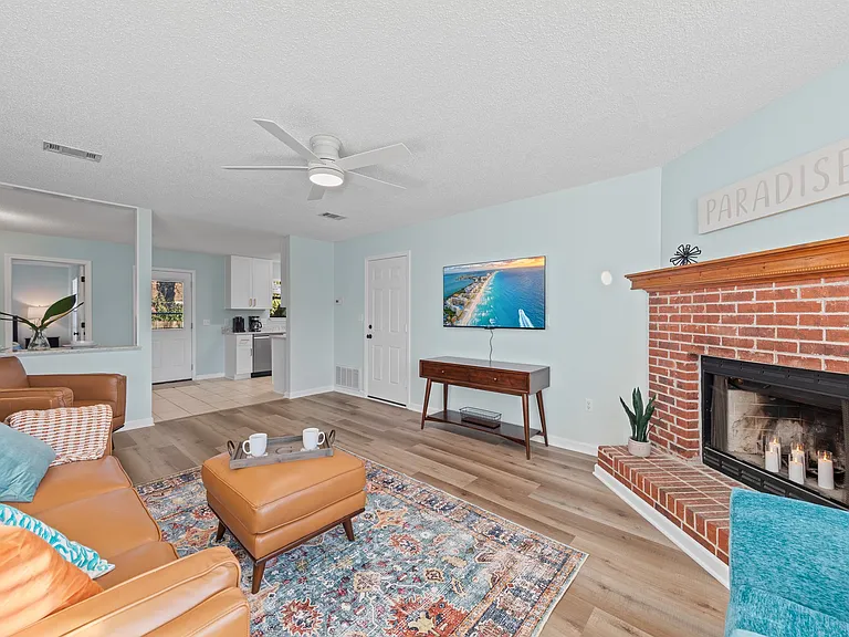 53 Olde Cypress Cir NW — Photo 3