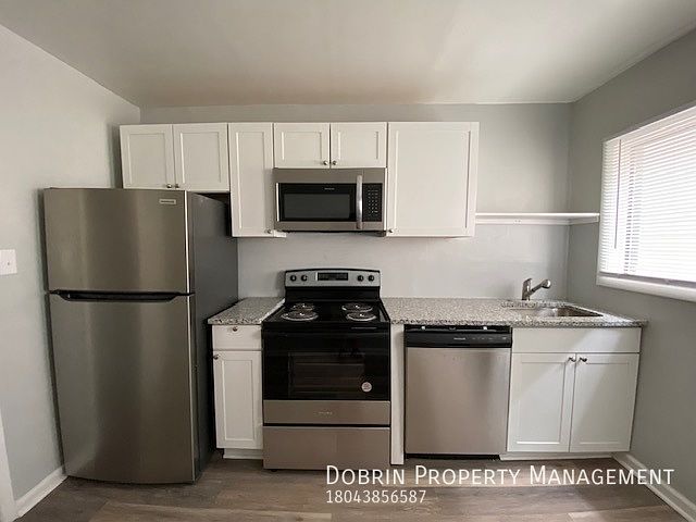 1st image of 2212 Venable St APT 1