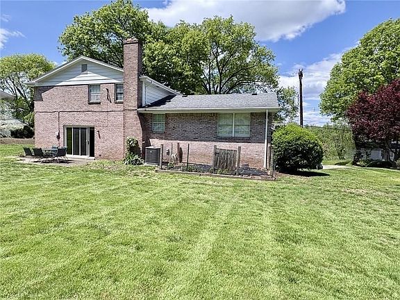4th image of 164 Penhurst Dr