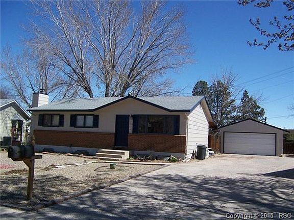 OVERSIZED 2 CAR GARAGE