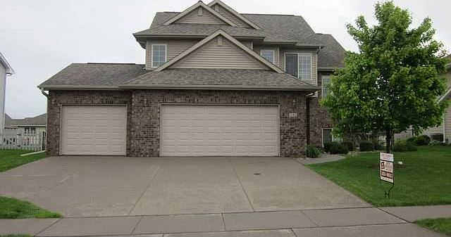 1st image of 245 Lockmoor Ave