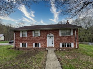 661 Elk Est, Elkview, WV 25071