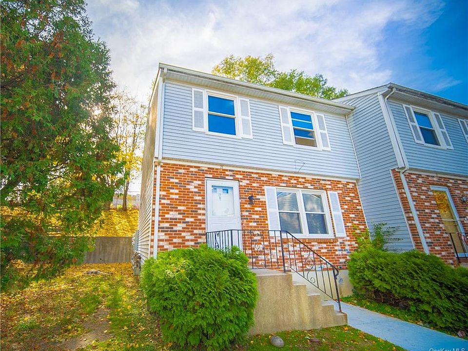 1st image of 23 Estate Dr