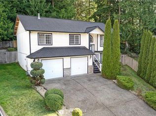 7486 Arcade Pl NW, Bremerton, WA 98311
