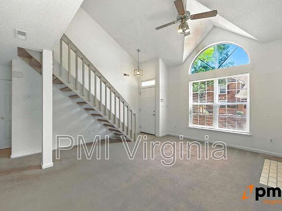 4th image of 1701 Willow Creek Ct