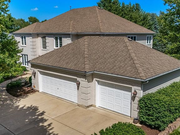 3rd image of 508 Twin Elms Ln