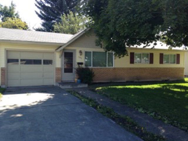 1st image of 741 Terrace Dr