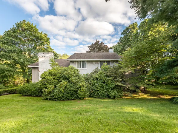 62 Long Meadow Drive, Meriden, CT 06450