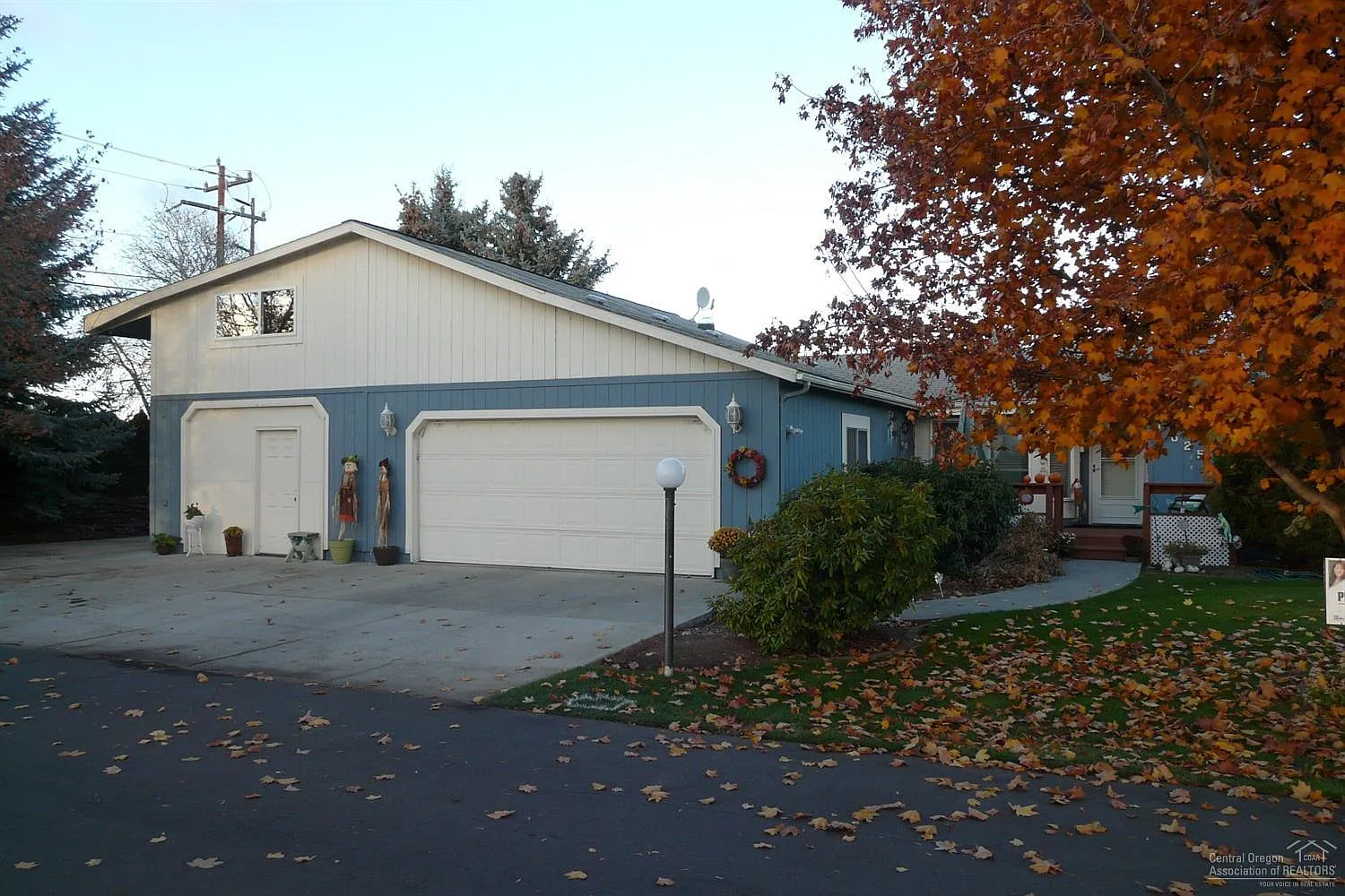 1625 NE 6th St photo 1