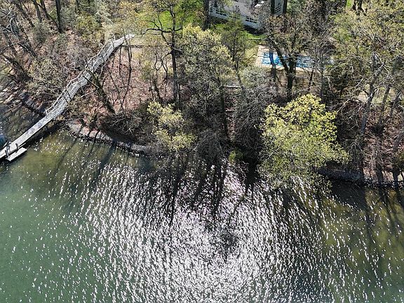 2nd image of 2237 Garrity Rd