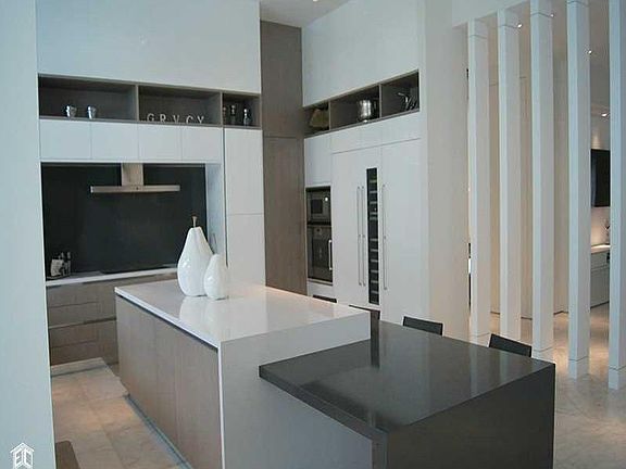 4th image of 3420 Saddlebrook Ln