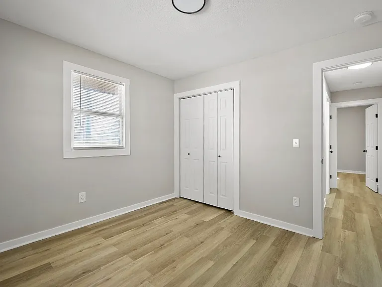 719 E College St #A — Photo 10