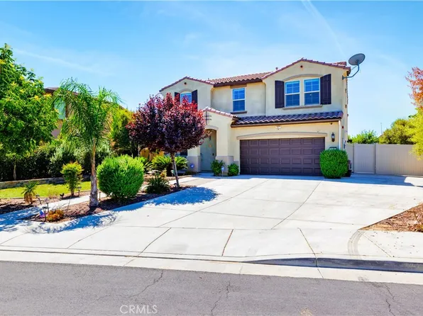 1061 Anza Ct, Perris, CA 92571