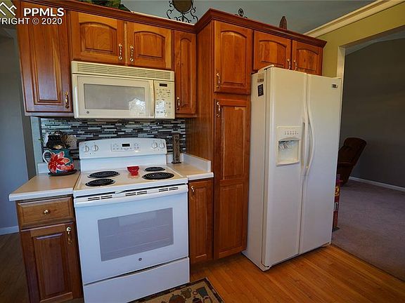 4th image of 5422 Escapardo Way