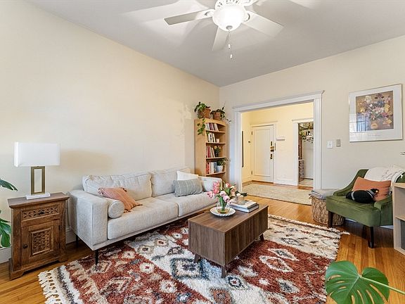 3rd image of 238 S Huntington Ave APT 5