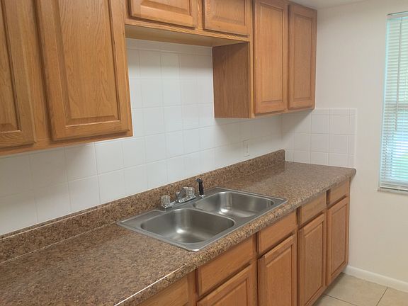 5th image of 6505 S Englewood Ave