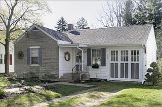 1st image of 328 Pleasantview Dr