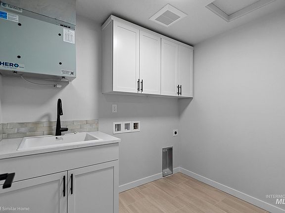 2nd image of 373 W Gleason Court Block Lot 9-1