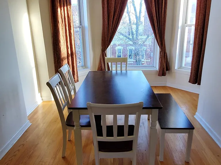 2628 W Thomas St #3 — Photo 4