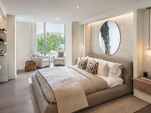 Striking owner s suite