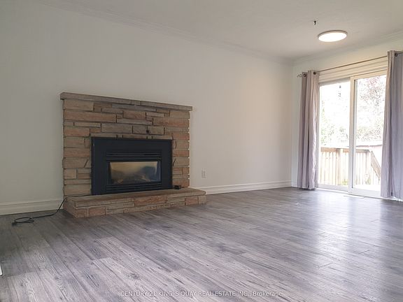5th image of 18 Manor Cres