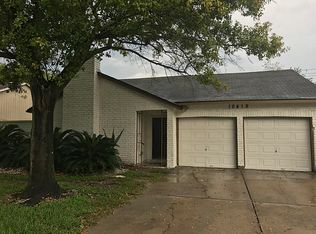 10419 Huntington Way Dr, Houston, TX 77099