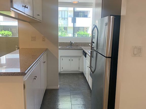 3rd image of 151 N Almont Dr APT 101