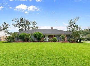 911 Contraband Ln, Lake charles, LA 70605