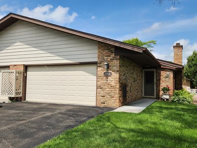 1064 Zanzibar Ln N, Plymouth, MN, 55447