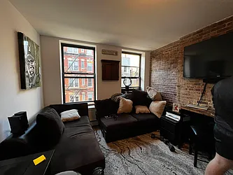 Rented by Salon Realty Corp