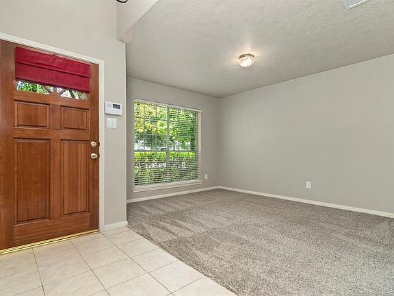 5th image of 22703 Red Pine Dr