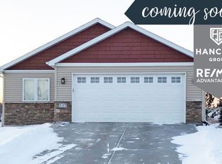 537 Tiffany Ln, Waconia, MN 55387