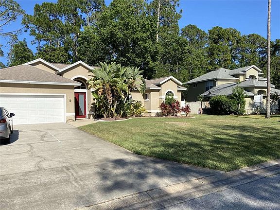 2nd image of 8 Curved Creek Way