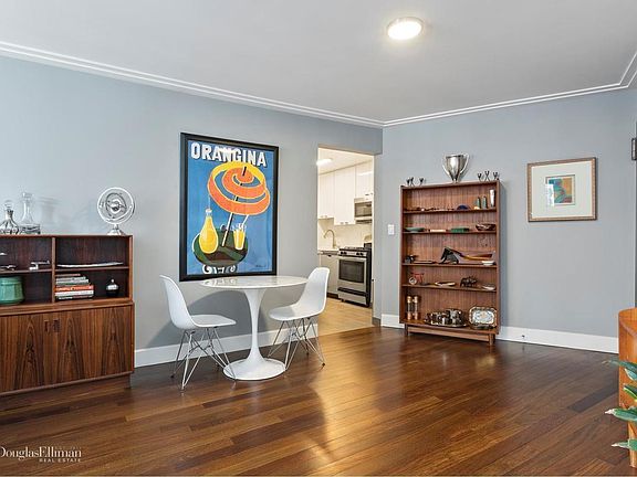 2nd image of 2021 Broadway #22B