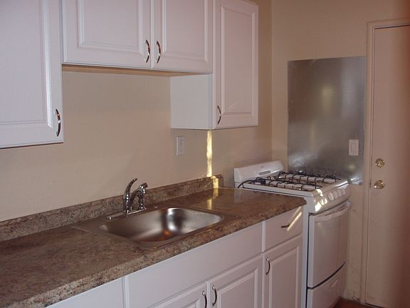 2nd image of 103 Madoline St APT C