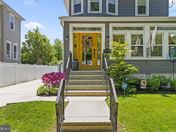 4th image of 914 Linwood Ave