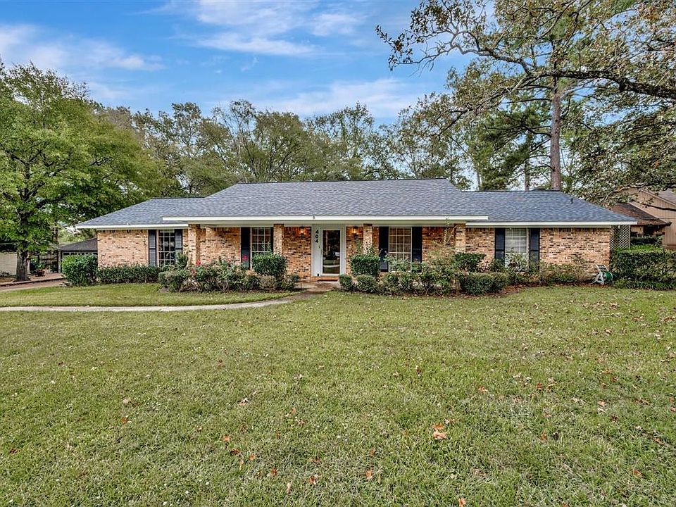 1st image of 404 Trailwood Cir