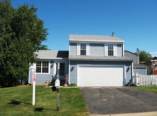 1950 Carl Dr, Round Lake Beach, IL