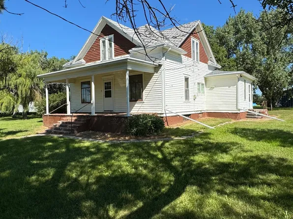 107 Church Ave, Onaka, SD 57466