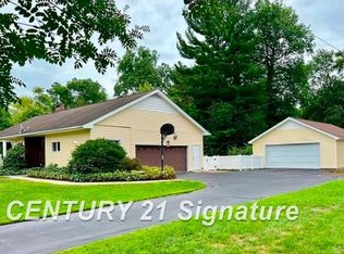 3280 Dixie Ct, Saginaw, MI 48601