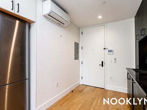 4th image of 1052 Greene Ave APT 5A