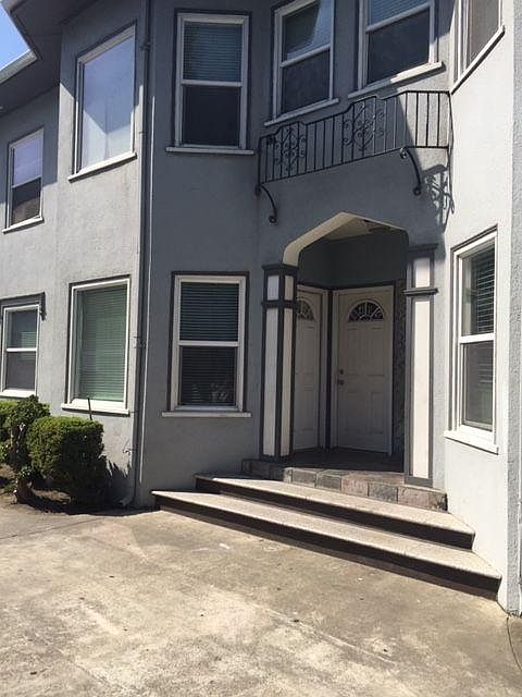 Front entrance to unit