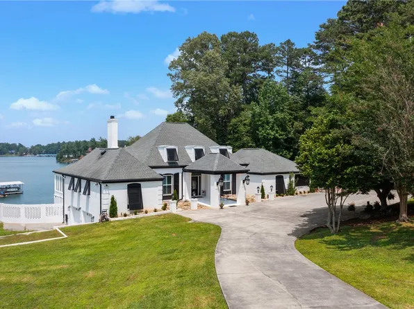 408 Northampton Rd, Seneca, SC 29672