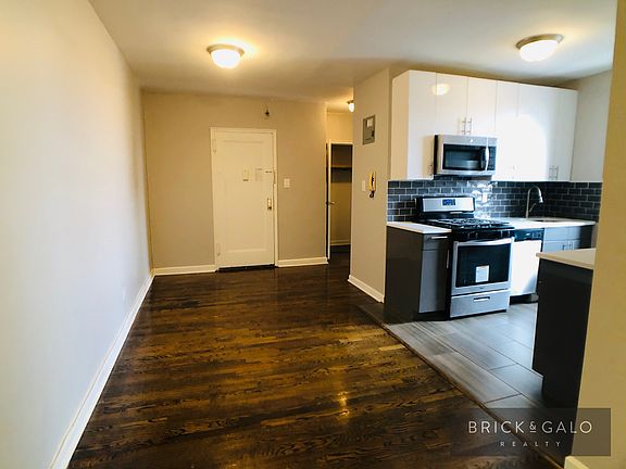 5th image of 3502 Kings Hwy APT D15