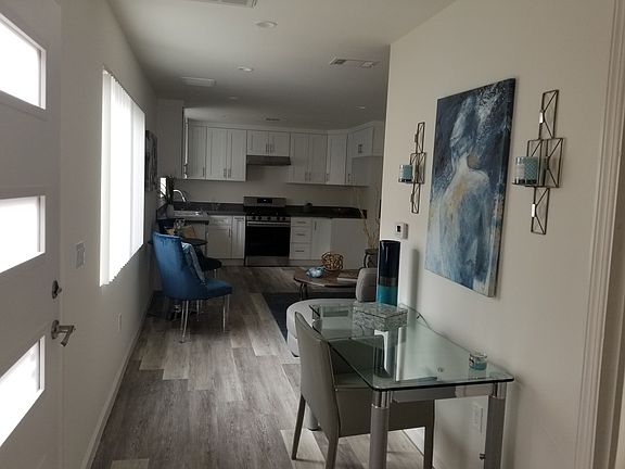 4th image of 10635-10637 Fernglen Ave #10635