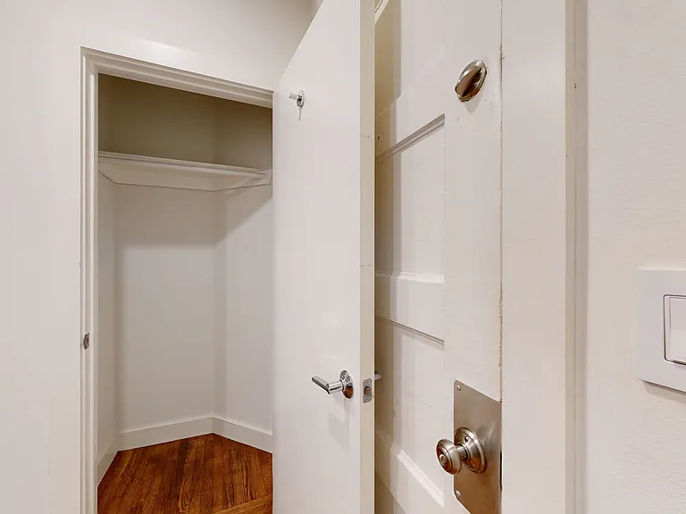 692 Bush St #107 — Photo 5