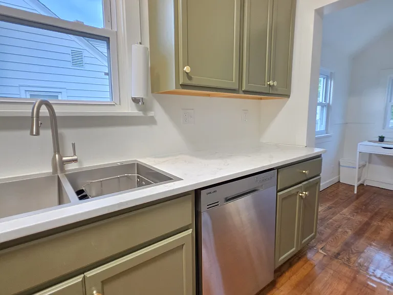 1334 Charlotte Ave — Photo 16