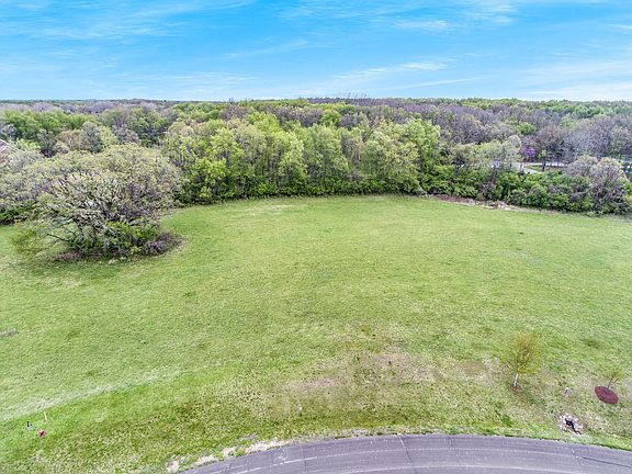 4th image of 4900 Nantucket Dr #3