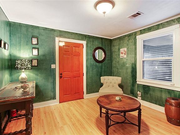 2nd image of 7718 Zimpel St