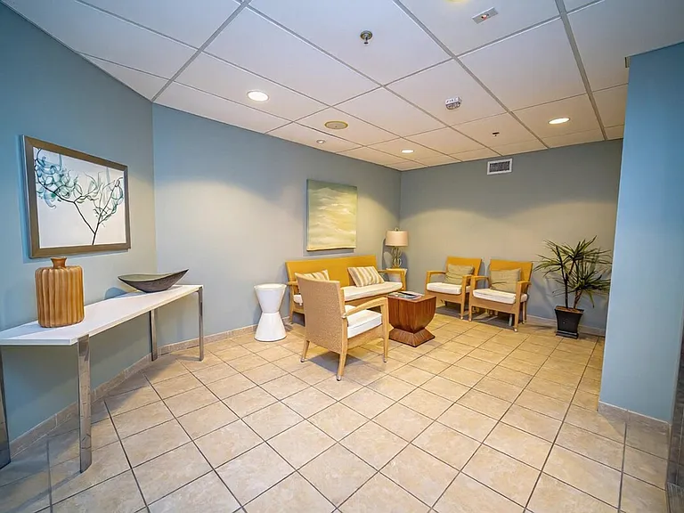 Building's Lounge